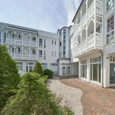 Ostseeurlaub Mit Balkon In Sellin (Rugen)